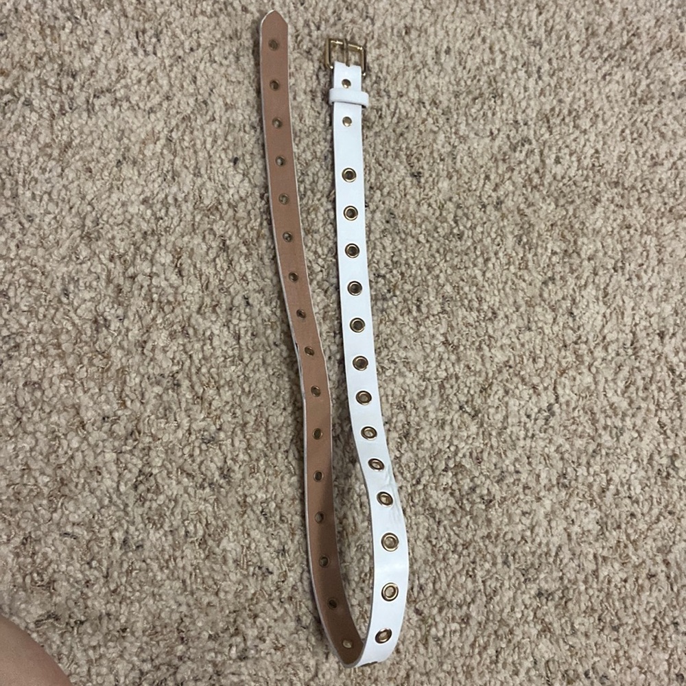 White womens belt small
